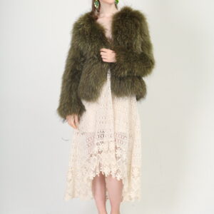 Luxurious Real Raccoon Fur Knit Coat – Warmth Meets Elegance