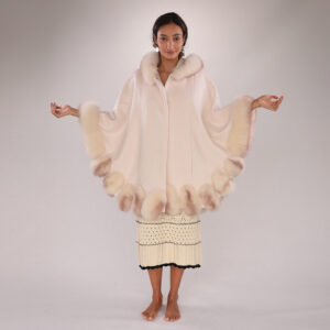 Elegant Wool & Fox Fur Cloak – Luxe Cloak & Shawl Fusion