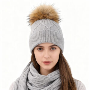 Luxury Winter Knit Hat & Scarf Set with Genuine Raccoon Fur Pom – Coordinated Elegance for Cold Seasons