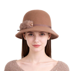 Elegant Wool Cloche Hat with Real Mink Fur Accent – 100% Wool