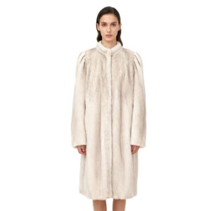 Elegant Long Mink Fur Coat – Natural Ivory White